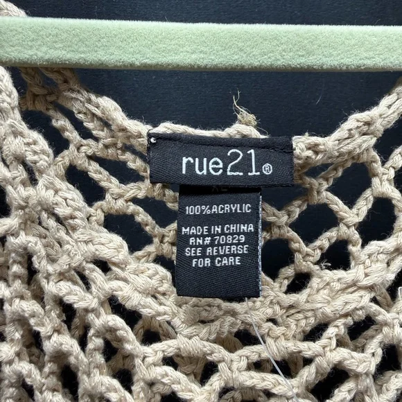 Rue21 Beige Crochet Knit Poncho Sz XL (15ai) - Picture 2 of 4